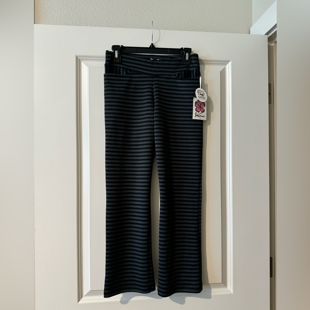 NEW Lesley Evers Audrey Striped Pull On Pants Slacks Black Gray Stripe XXS NWT